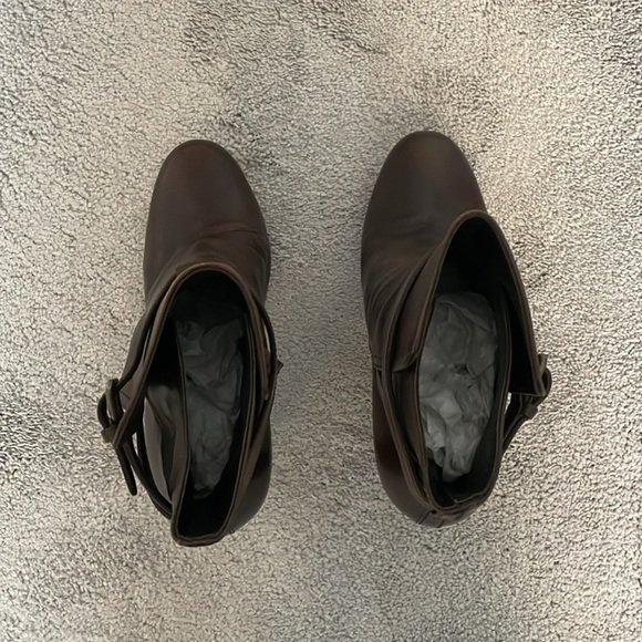 Miu Miu Leather Ankle Boots IT 39 US 9 - Picture 5 of 9